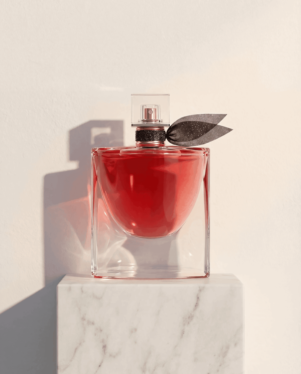 La Vie est Belle L'Elixir by Lancôme - Marble Product Shot January 2026 Fragrance