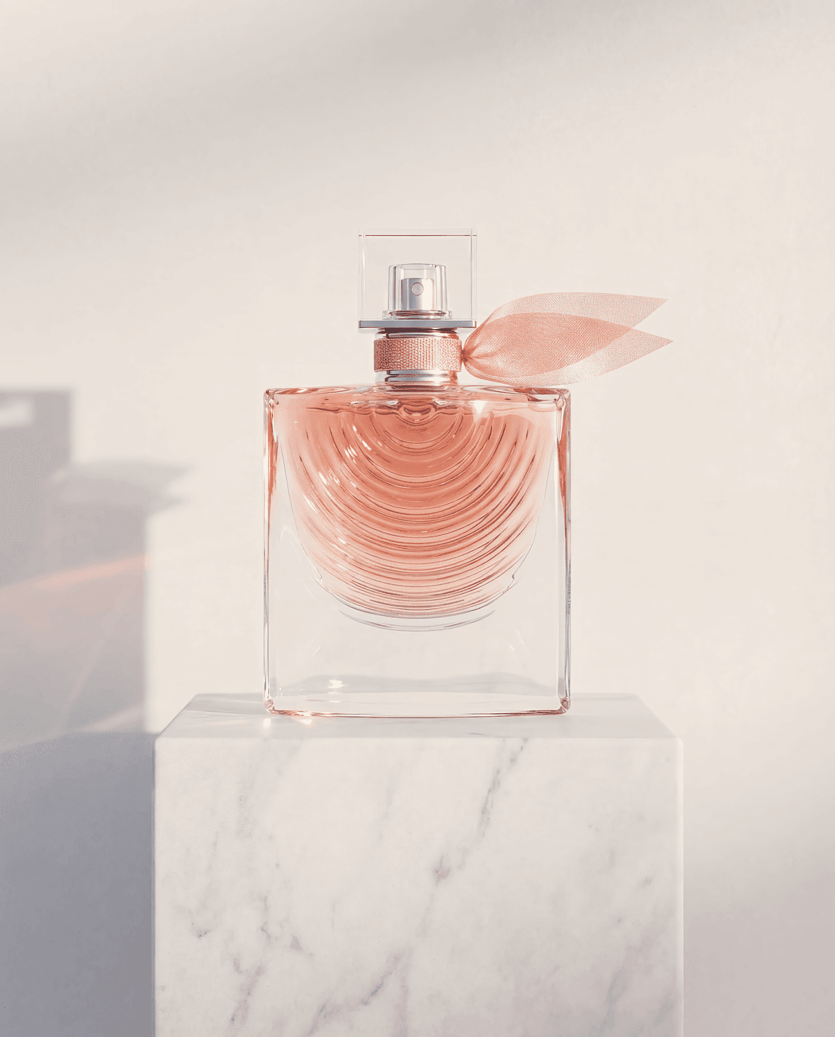La Vie Est Belle Iris Absolu by Lancôme - Marble Product Shot January 2026 Fragrance