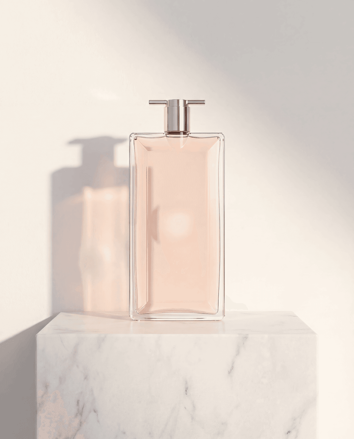 Idôle by Lancôme - Marble Product Shot January 2026 Fragrance