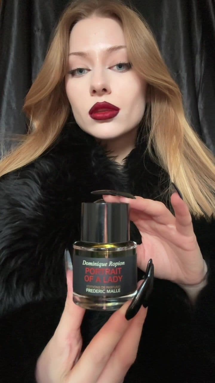 Unboxing my new Frederic Malle fragrance Portrait of a Lady 🌹 #Portraitofalady #fredericmalle #dominiqueropion #fragrance #rosefragrance #nicheperfume #perfum #nichefragrance