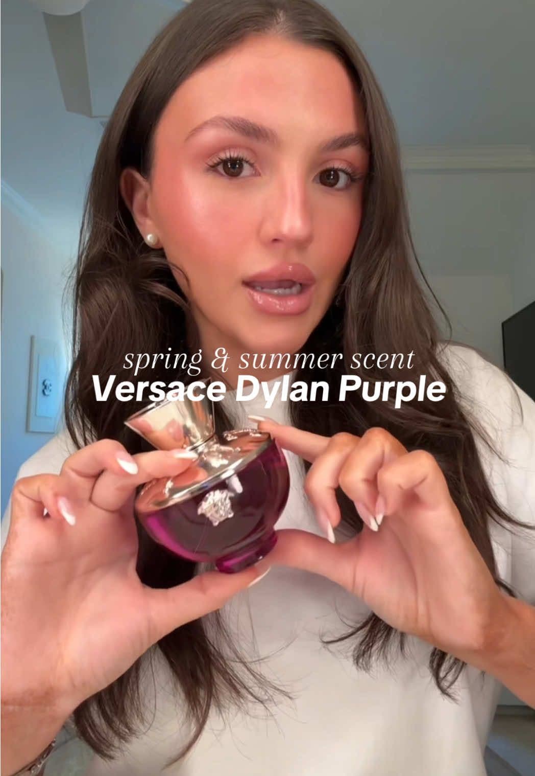 the IT girl scent for spring & summer @Versace @Macy’s #AD #versacefragrances #versacedylanpurple #spring #fragrance #perfume #itgirl #girly 