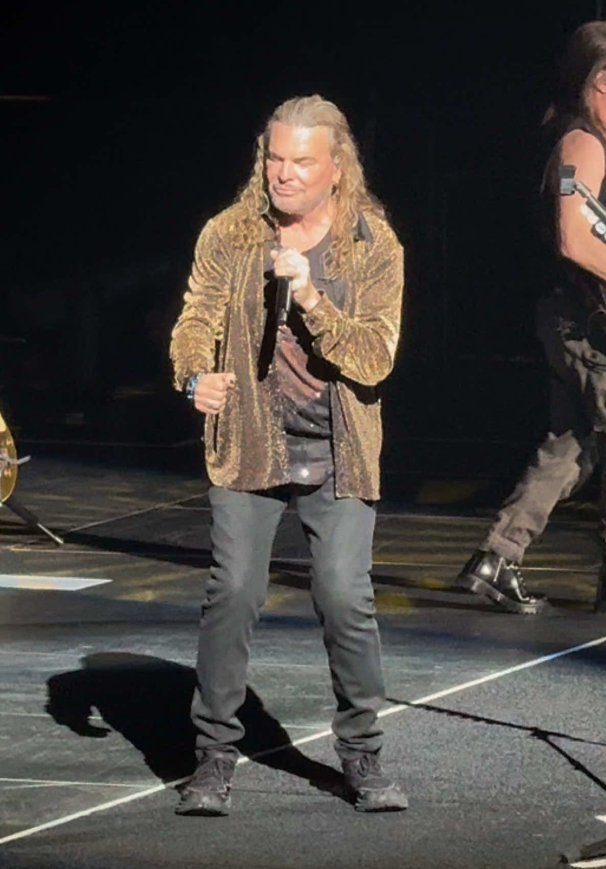 #Mana #delospiesalacabeza #concerts #live #latino 