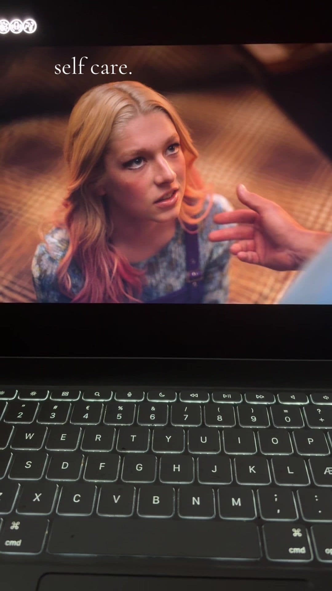 This scene is so uncomfortable. #euphoria #selfcare #uncomfortable 